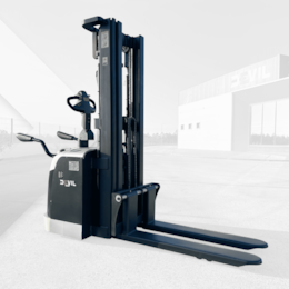 Stacker Elétrico ES20FS 2000KG 3MT c/ Plataforma Rebatível
