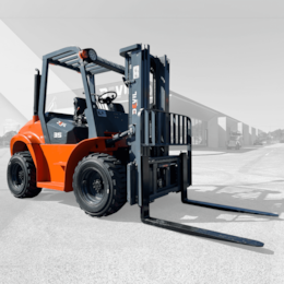 Empilhador 4x4 CPD35 3500KG 3.0MT